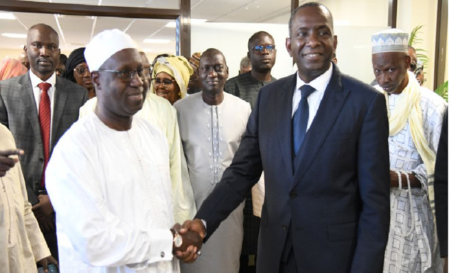 ARTP : Cérémonie de passation de service entre le directeur général de l’ARTP, Abdou Karim Sall, et son successeur, Dahirou Thiam