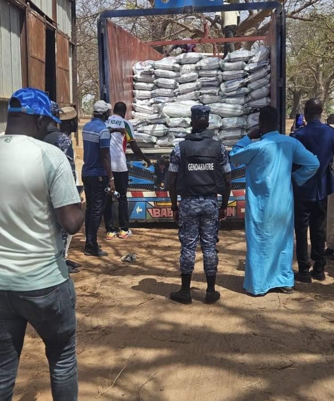 Supervision par l'Armée de la mise en place des intrants agricoles (Photos)