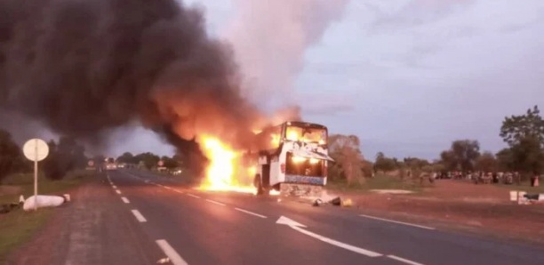 Incendie sur l'Autoroute de l'Avenir : Fermeture temporaire de la sortie 6 de Lobat Fall