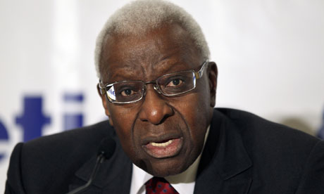 Pour sa libération, Lamine Diack a versé une caution de 325 millions de francs CFA