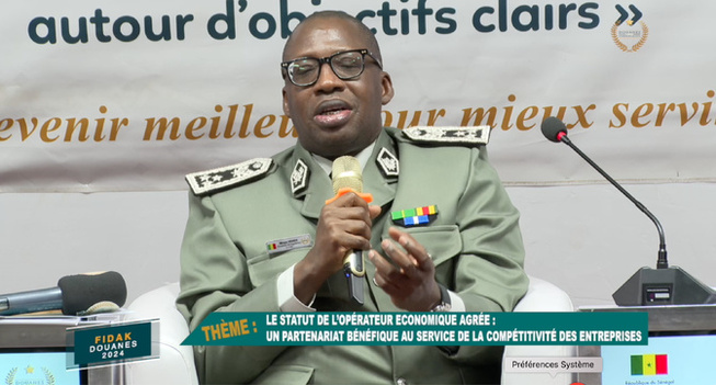 Mbaye Ndiaye, DG des Douanes, Préside un Panel de Haut Niveau à la FIDAK : Une Prestation Émouvante et Exemplaire