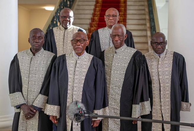 Le Président de la République a reçu ce lundi une délégation de l’Académie nationale des sciences et techniques du Sénégal