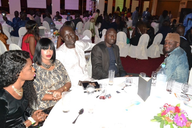 Soirée de gala de l'association des femmes Fatickoises avec le nouveau Pape de la musique Sénégalaise et la génération consciente au King Fhad Place.