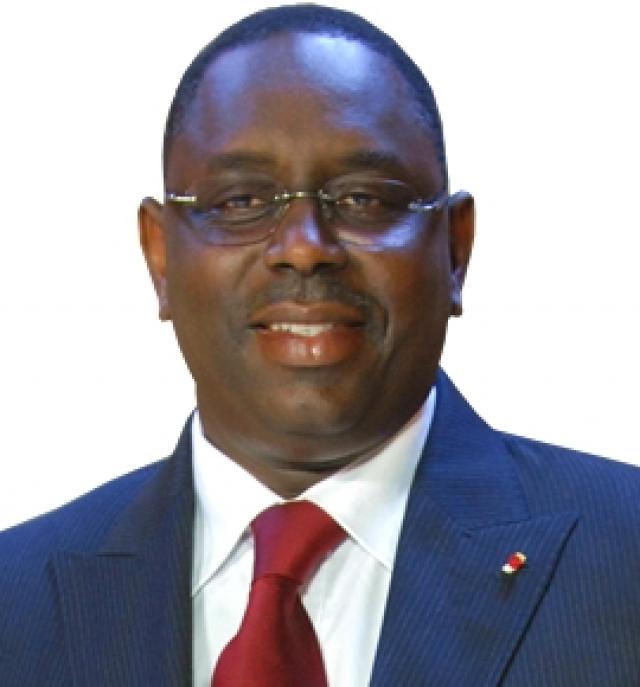 COUP DE THÉÂTRE DANS L'AFFAIRE LAMINE DIACK ET LE FINANCEMENT DE LA CAMPAGNE PRÉSIDENTIELLE SÉNÉGALAISE Le journal « Le Monde » se dédit et présente ses excuses pour avoir lié le président Macky Sall aux fonds russes (Afrique Connection)