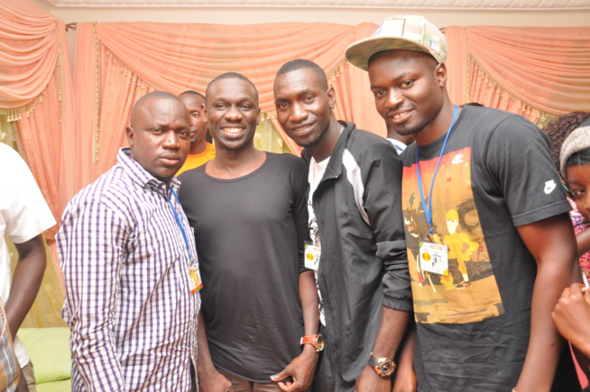 Pape Diouf rencontre le Fans club Ubotown de Banjul. Regardez