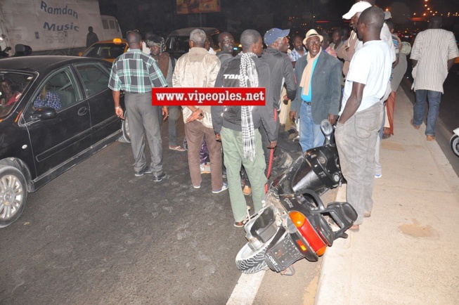 Les images de l'accident qui s'est produit ce samedi nuit en face la gendarmerie foire.