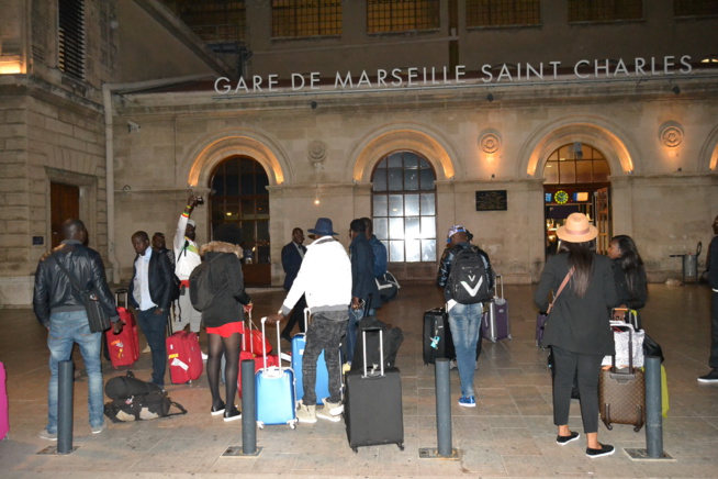 VIDÉO + PHOTOS: Les Marseillais sur la route de Berçy avec Waly Seck le 04 Juin à Paris.