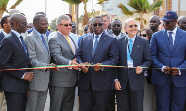 Le Dg de la Senelec Makhtar Cissé et les agents félicités par le président de la République