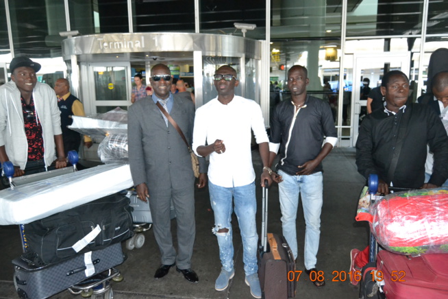 Les images de l'arrivé de Pape Diouf, la génération consciente et Bay Babu à l'aéroport JFK de New York.