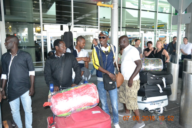 Les images de l'arrivé de Pape Diouf, la génération consciente et Bay Babu à l'aéroport JFK de New York.