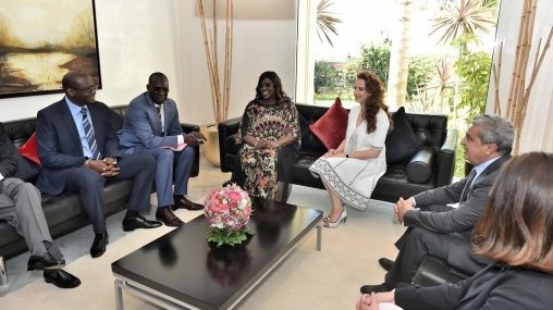 La princesse Lalla Salma et Marième Faye Sall face à la presse, jeudi