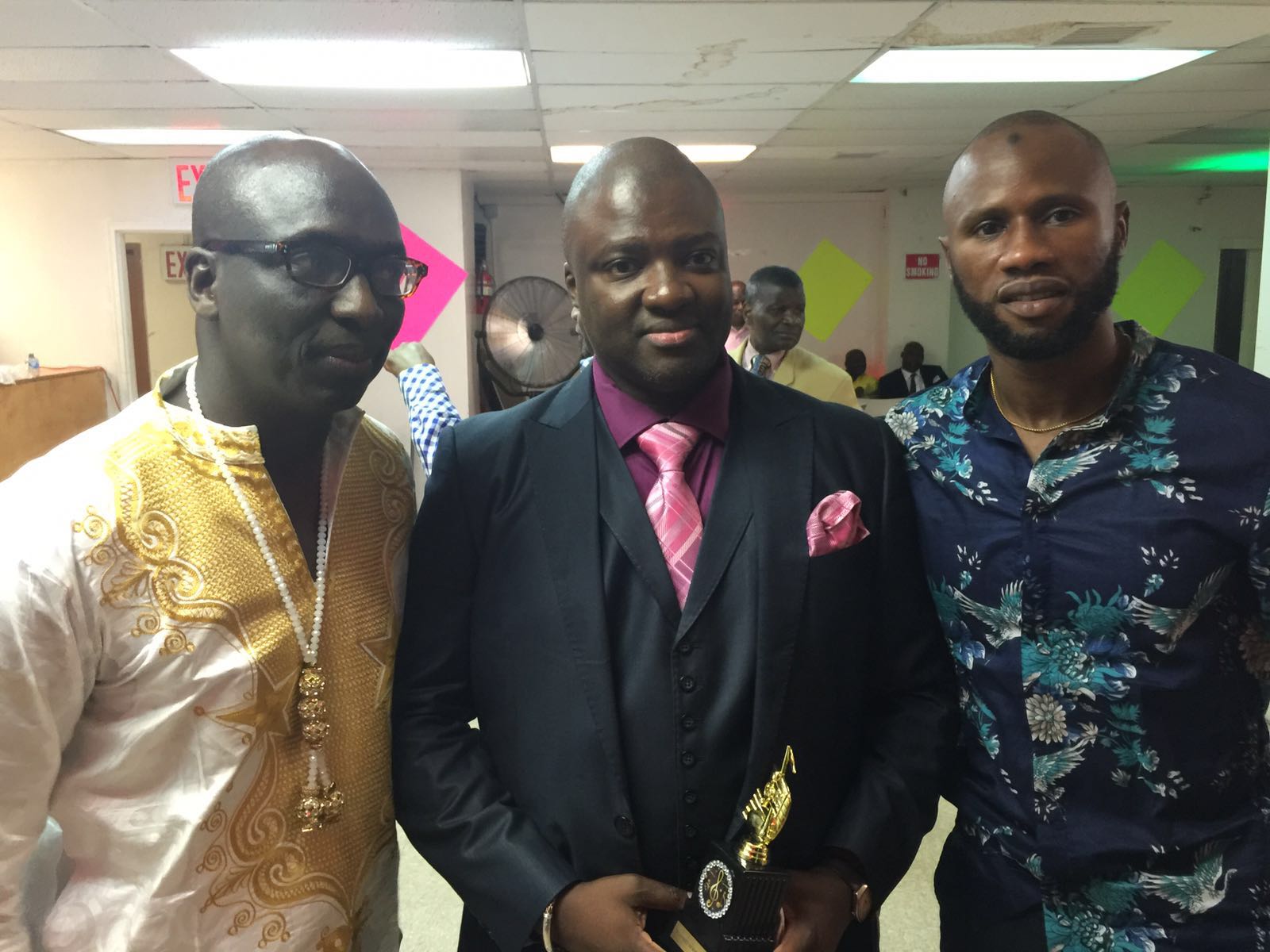 Omar Diaw Seck  honnore par le club Diaspora de la culture Africaine