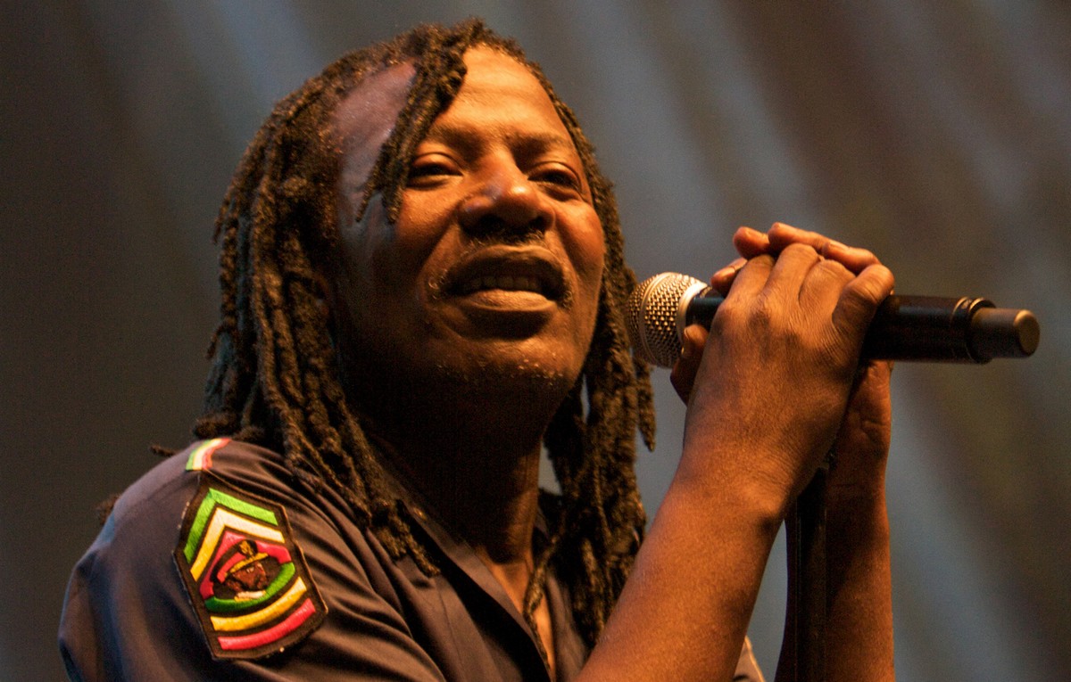 Attaqué par Koffi Olomidé, Alpha Blondy contre-attaque