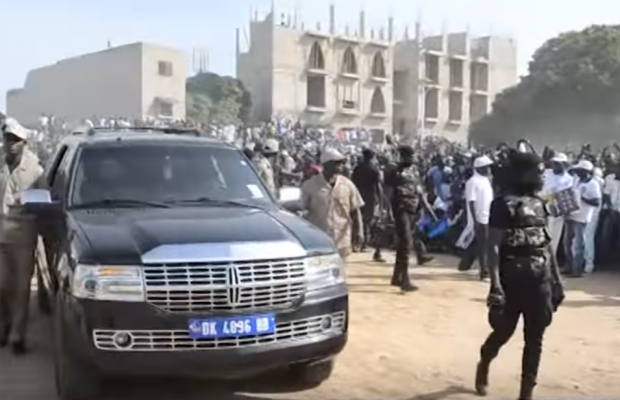 Vidéo – Gamou 2016 : Revivez l’arrivée impressionnante de Serigne Moustapha Sy à Tivaouane