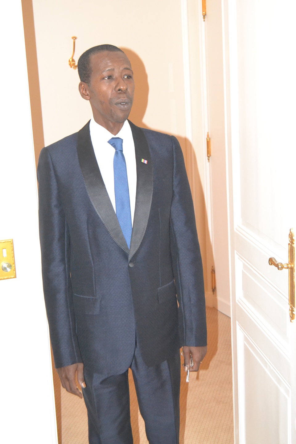 L'homme d'affaire Cheikh Amar patron du groupe Holding Amar invité du président Macky Sall à Paris: A coeur ouvert sur les perspectives de l'économie au Senegal.