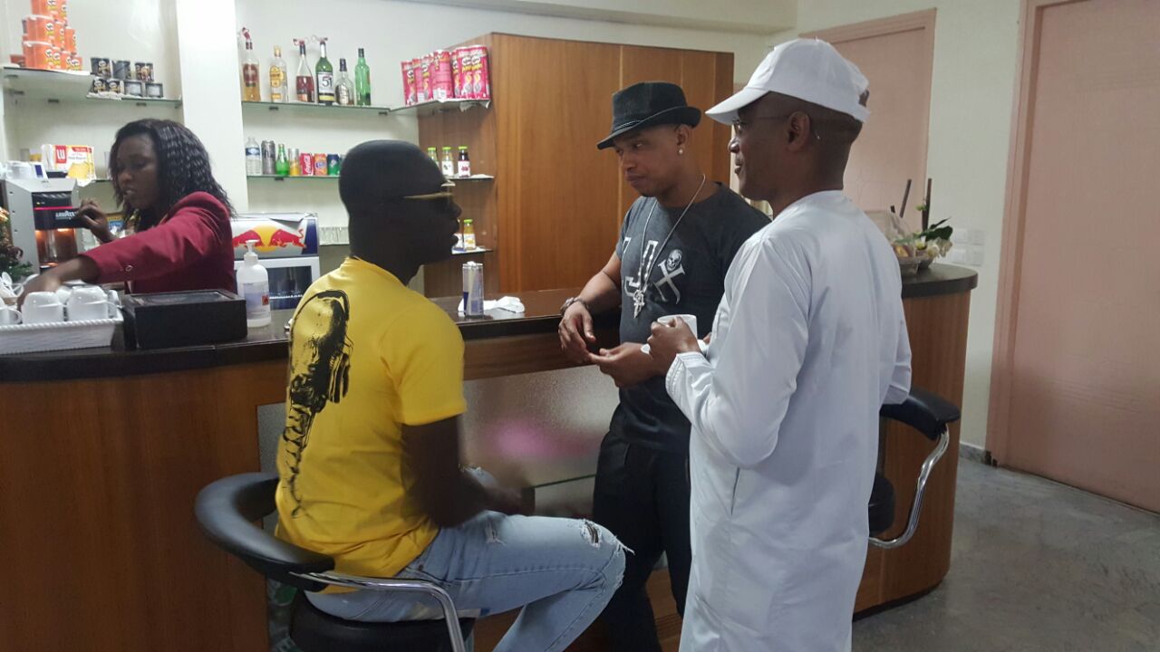 Pape Diouf, El Hadj Diouf et Modou Lo guest star de Mountaga Sy DG de l'Apix à Aéré Lao.