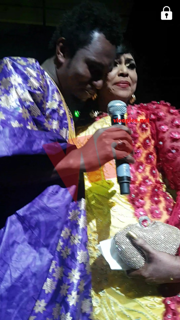 Voici l'épouse de Ousmane Seck, Ndeye Sokhna Sene la mère de Ma Ndiaye au grand théâtre.