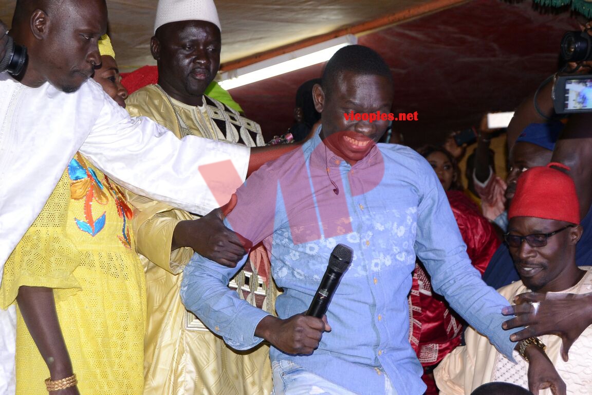 72 IMAGES:CONCERT EXPLOSIF, PAPE DIOUF CASSE LA BARAQUE A LOUGA GUEST STAR MODOU LO.