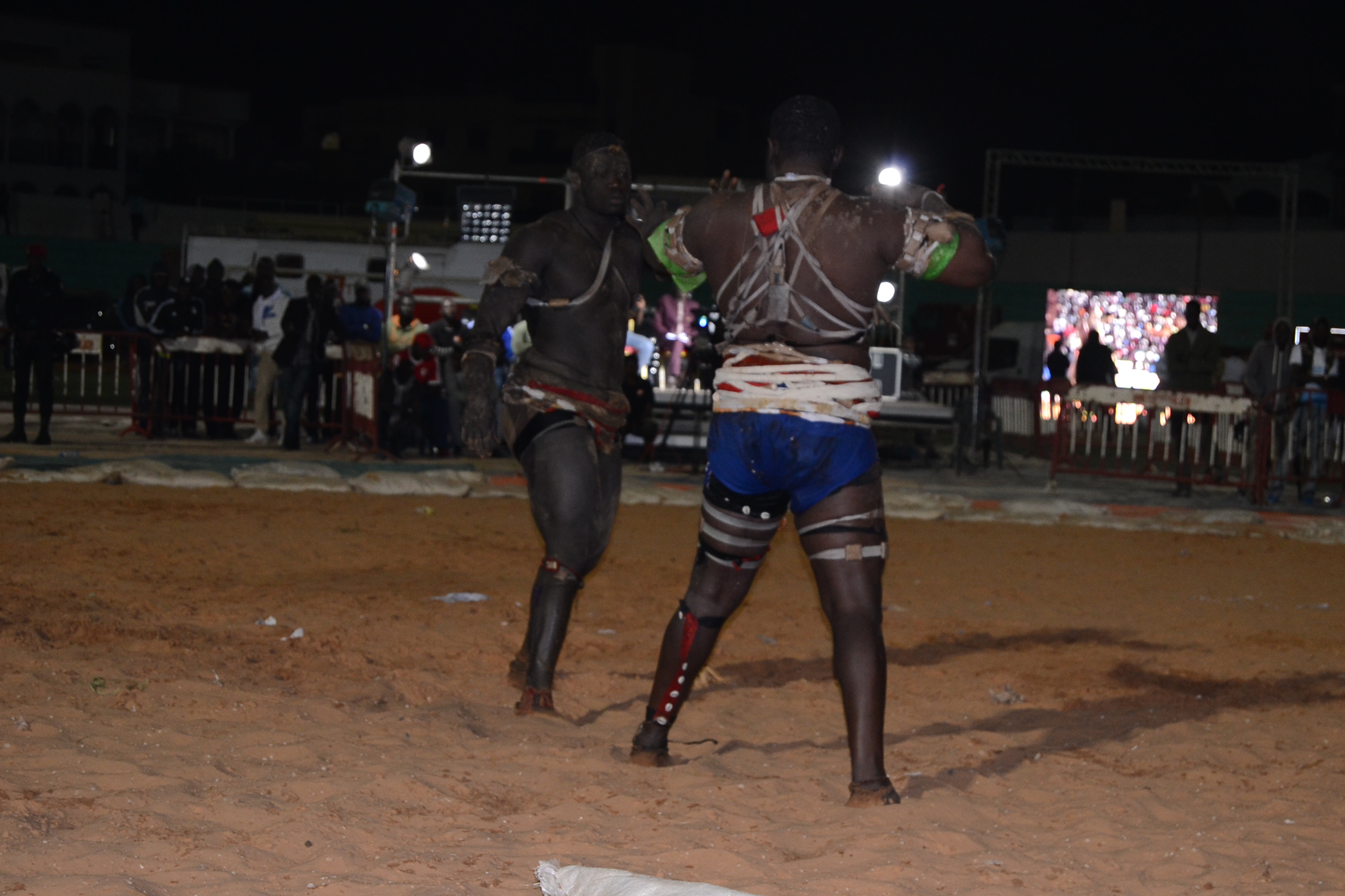 En images du combat de lutte Boy Niang vs Gouy Gui par PAF PRODUCTION de Pape Abdou Fall au stade Demba Diop.