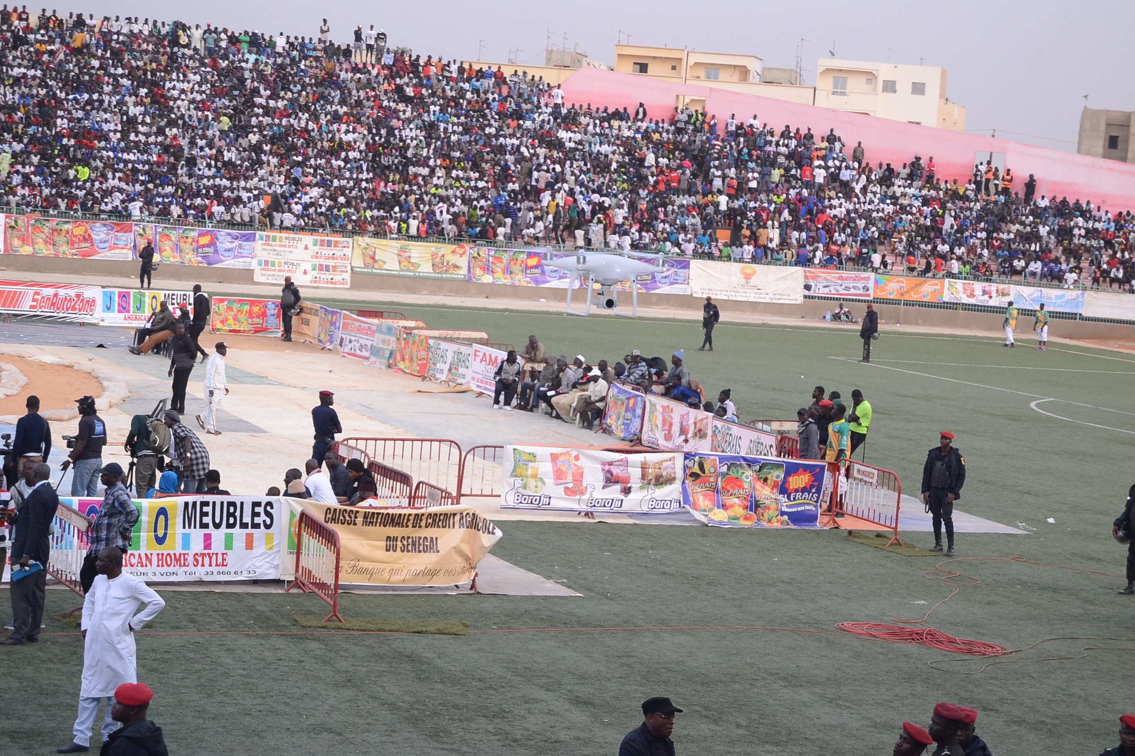 En images du combat de lutte Boy Niang vs Gouy Gui par PAF PRODUCTION de Pape Abdou Fall au stade Demba Diop.