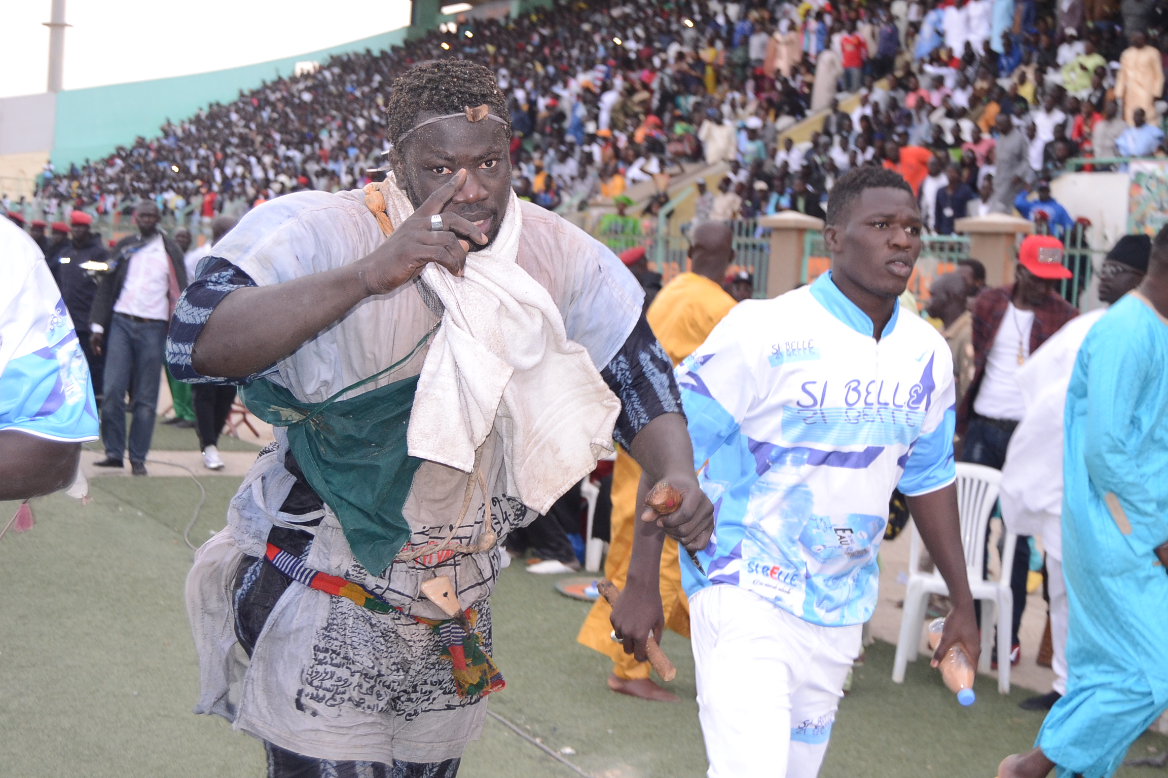 En images du combat de lutte Boy Niang vs Gouy Gui par PAF PRODUCTION de Pape Abdou Fall au stade Demba Diop.