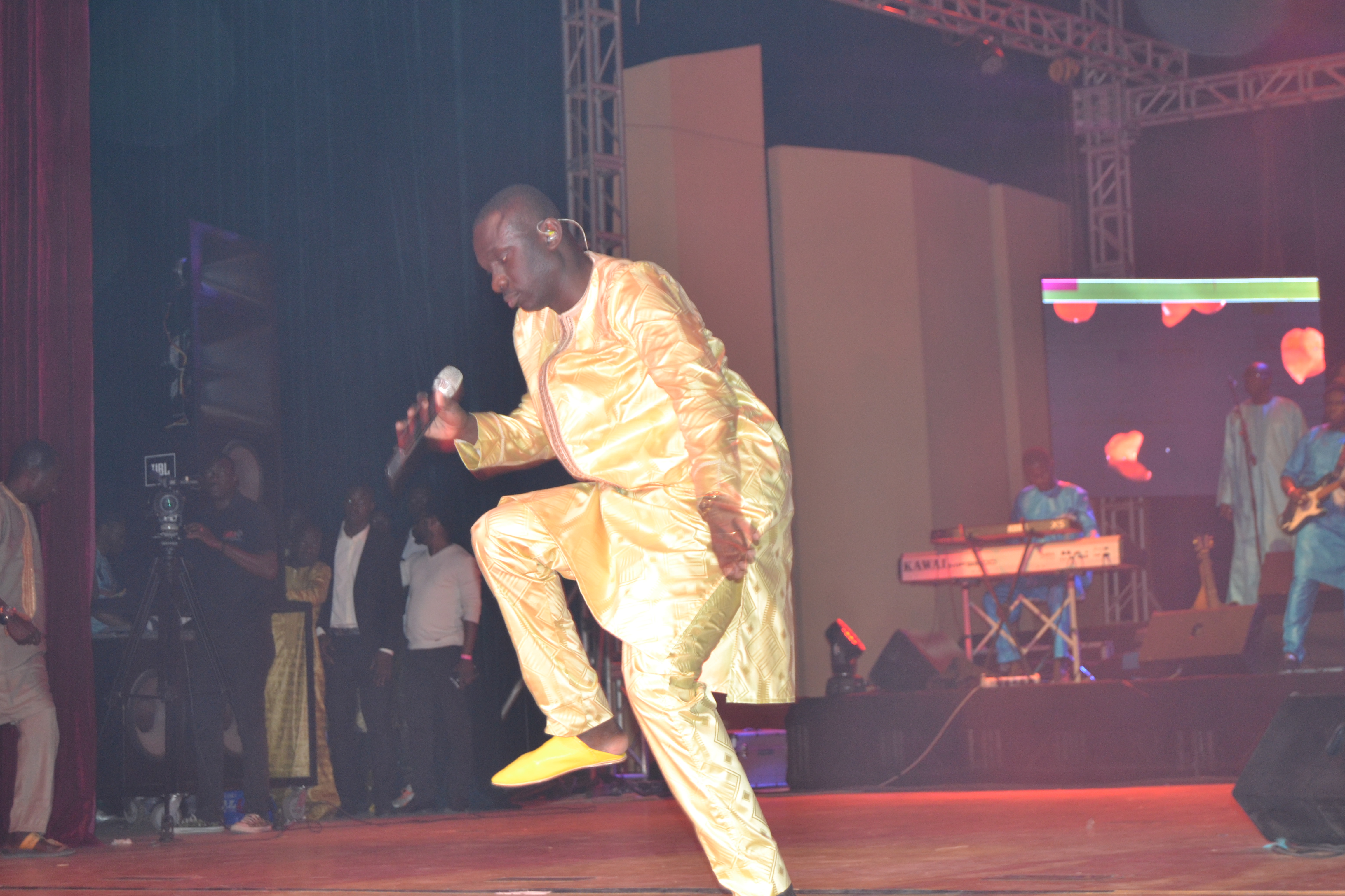 GOUDI FANS YI: Le chalenge day de Pape Diouf à guichet fermé au grand theatre.