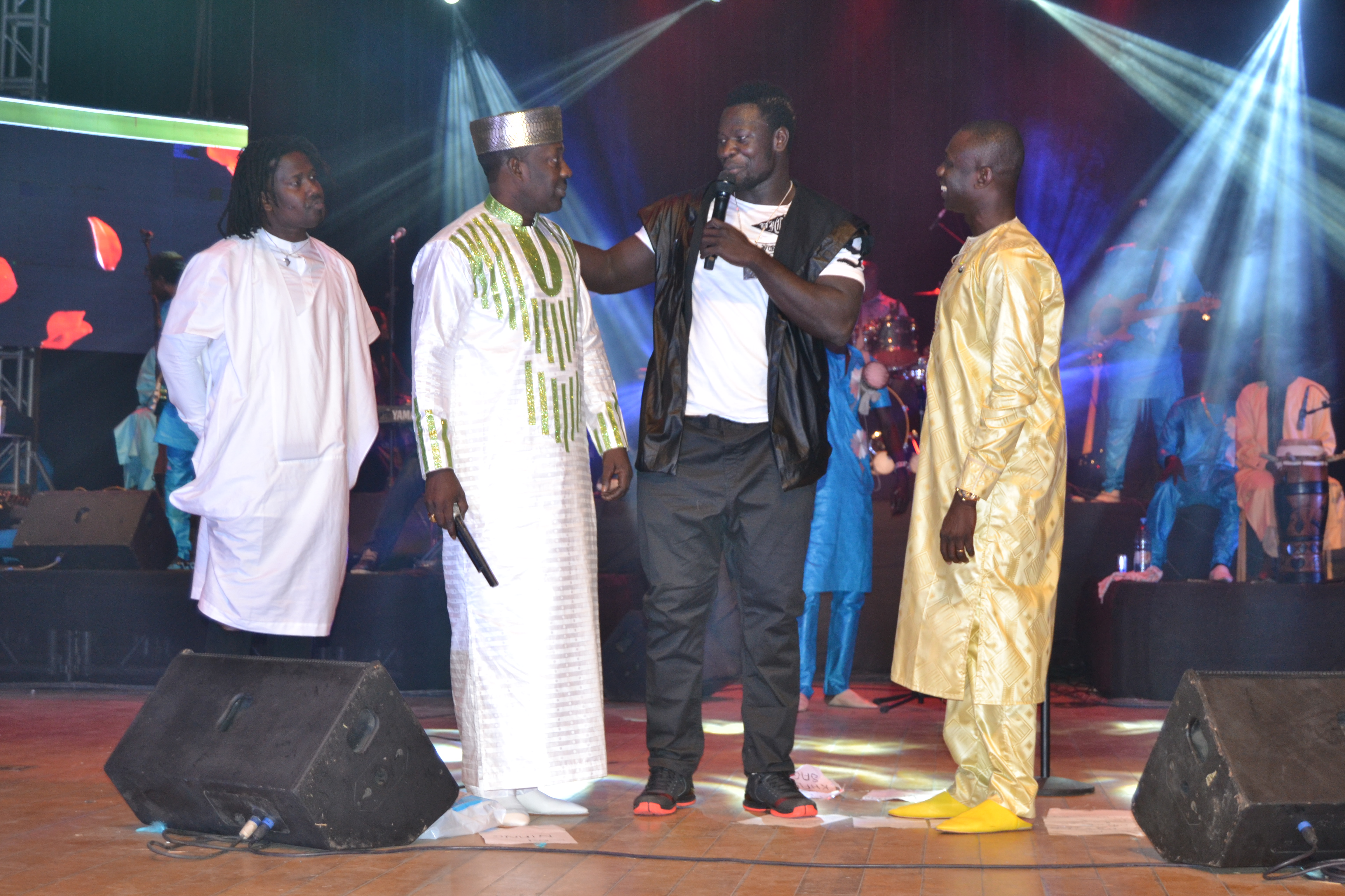 GOUDI FANS YI: Le chalenge day de Pape Diouf à guichet fermé au grand theatre.