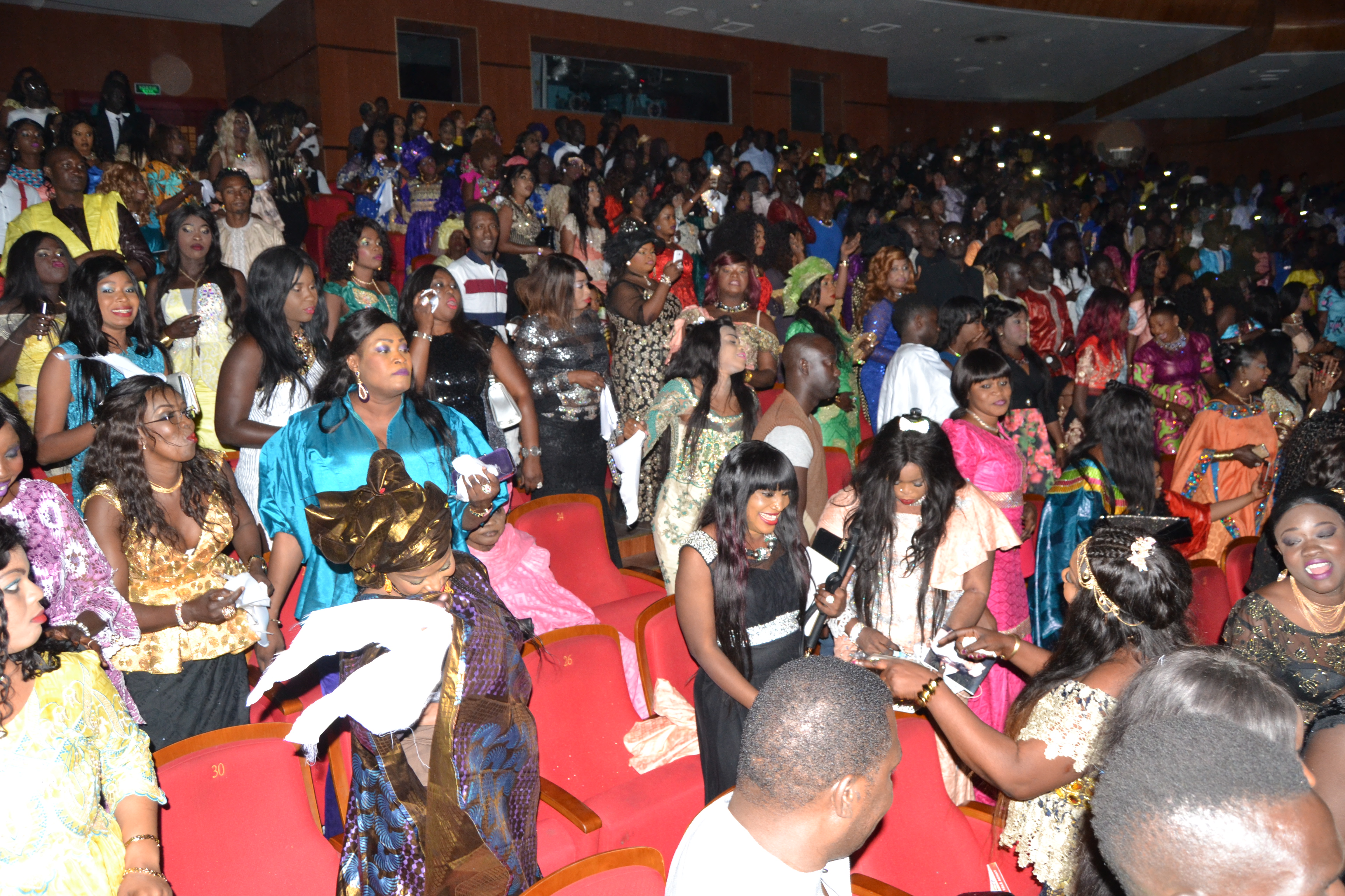 GOUDI FANS YI: Le chalenge day de Pape Diouf à guichet fermé au grand theatre.