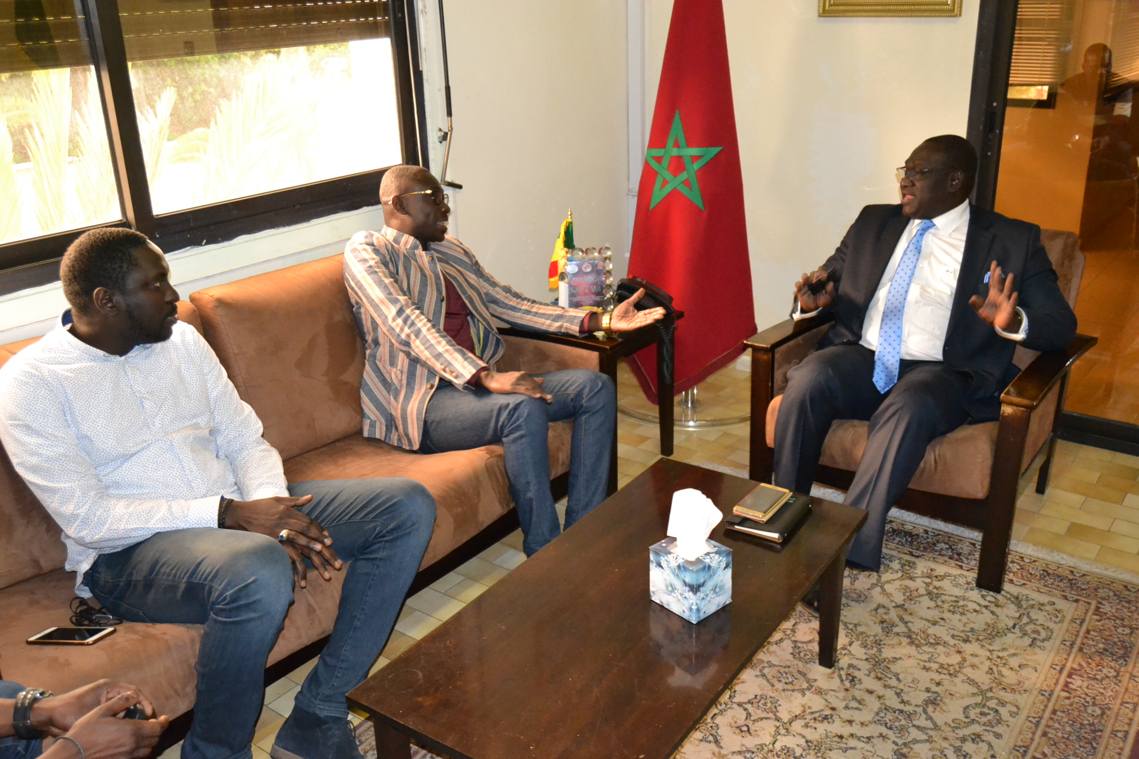 GRAND BEGUÉ DE CASABLANCA: PAPE DIOUF rencontre les autorités au Consulat du Sénégal à Casablanca