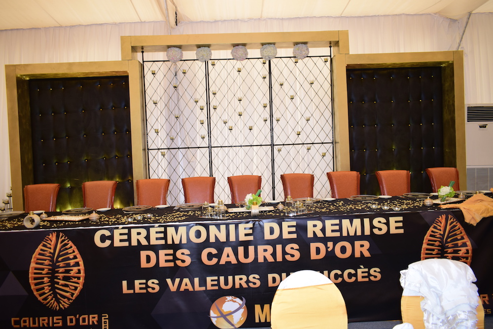 Voici a salle qui doit abriter les CAURIS D'OR EDITION 2017. EN IMAGES