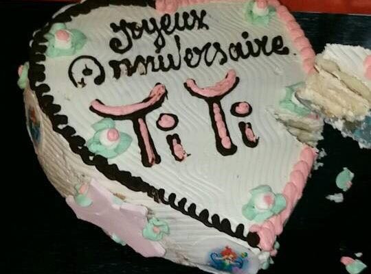 Regardez comment Titi a fêté son anniversaire…