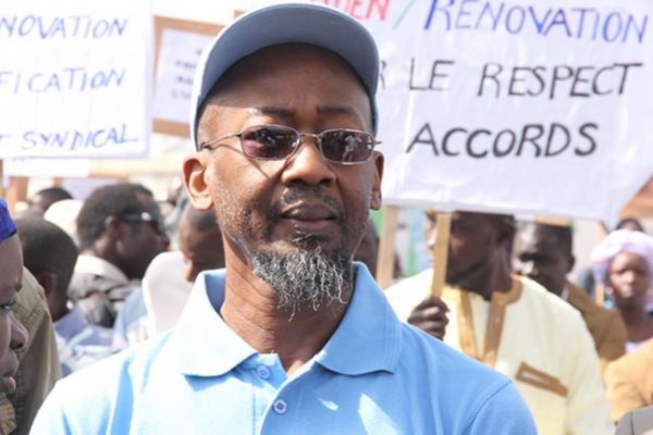 Colère à l’UCAD : le SAES, en sit-in, donne un ultimatum de 48h aux autorités