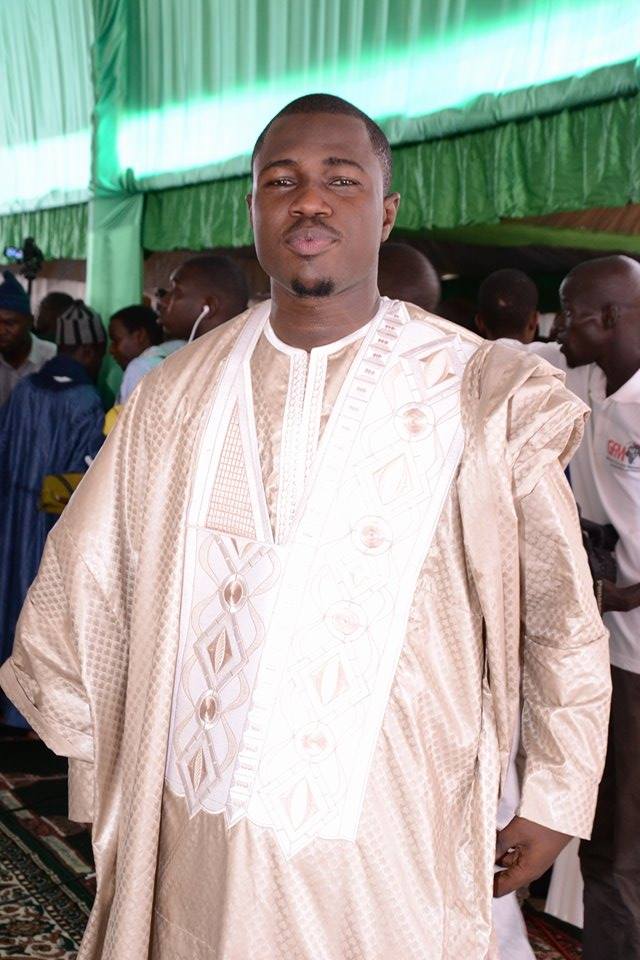 PHOTOS: Prince Mbacké, petit fils de Serigne Touba en mode "Jantal Maara" à Massalikouljin