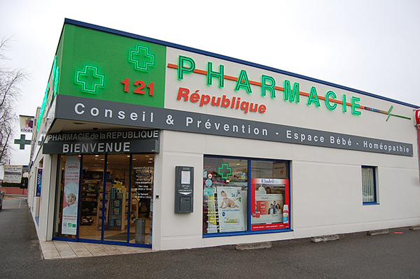 Vol de 400 mille à la Pharmacie de la République : Les deux récidivistes Amadou Seck et Moussa Sow, condamnés à 1 an de prison