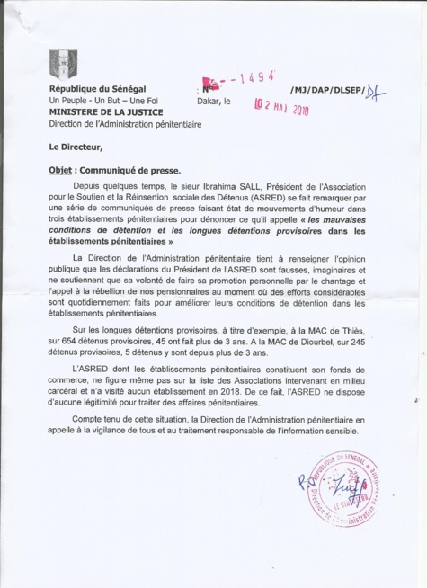 "Les communiqués de presse de Ibrahima Sall (président d'ASRED) sont faux et imaginaires" (La Direction de l'Administration pénitentiaire)