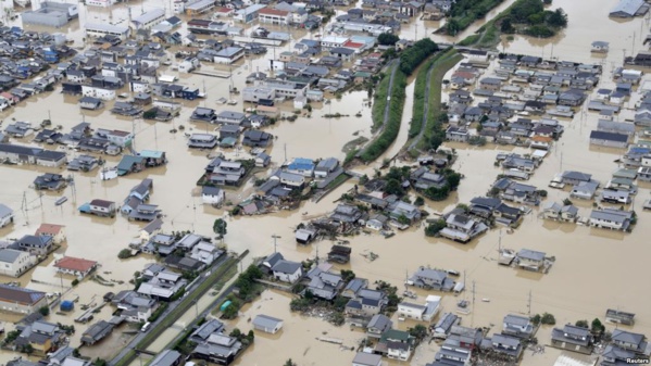 Coulées de boue au Japon: au moins 100 morts, c'est le déluge