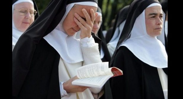 Scandale : Les religieuses victimes d’abus sexuel de la part des prêtres brisent le silence