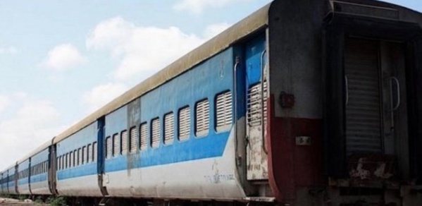 Les travailleurs bloquent le Petit train de banlieue