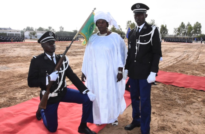 Cérémonie de sortie de la 9e promotion des élèves-gradés et de la 50e promotion des élèves–gendarmes