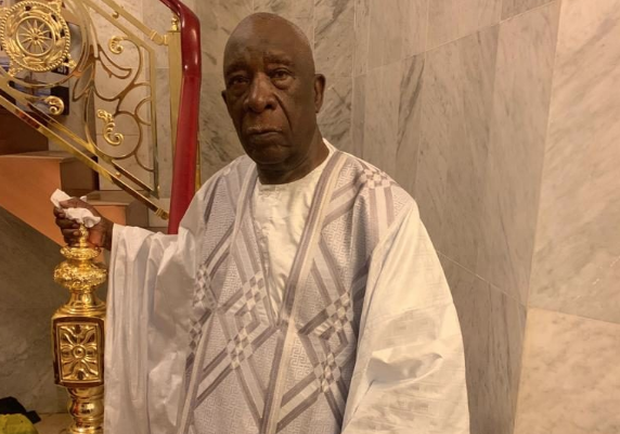 Massalikoul Jinaan : Mansour Mbaye s’émerveille devant le bijou