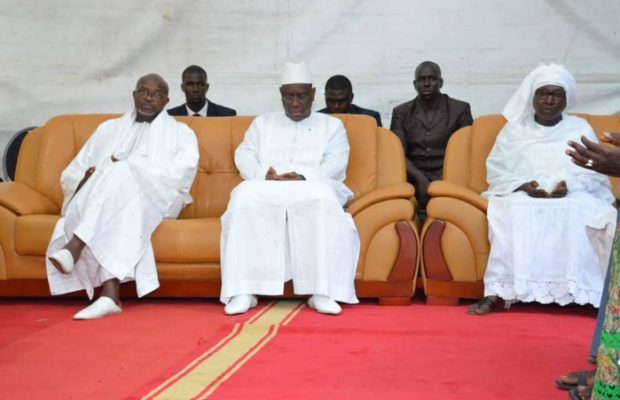 Présentation de condoléances : Macky Sall et Ousmane Sonko chez Alioune Badara Cissé, suite au décès de son fils.