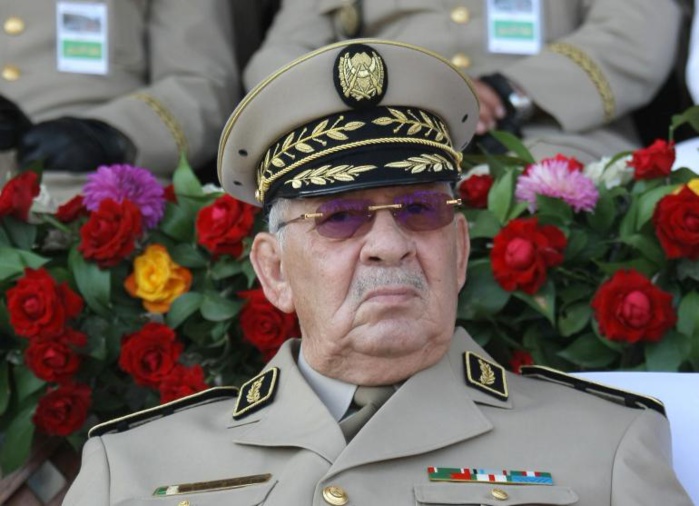 Algérie : le très puissant général Ahmed Gaïd Salah est mort