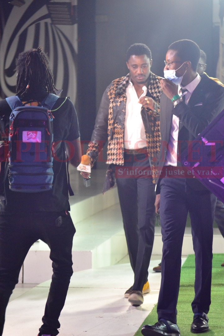 Les images du bal des faramarens avec le prince de la musique Wally Seck sur la 2stv qui détient le records des audiences du 31 décembre. Admirez les sagnes sé.