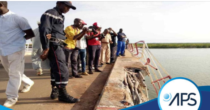 Ziguinchor: Un camion se renverse au pont Émile Badiane, le chauffeur porté disparu