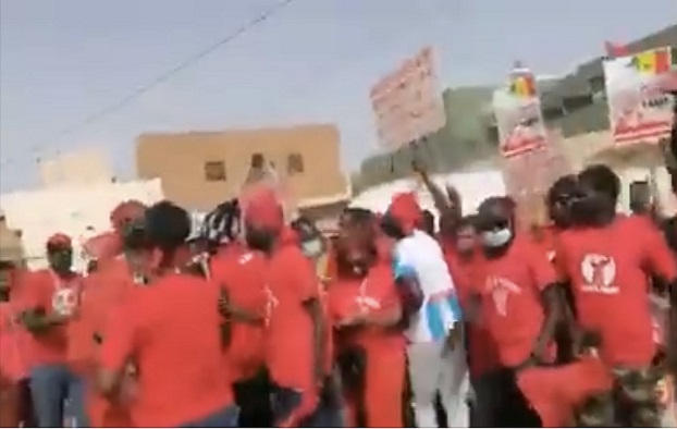 Insécurité, insalubrité à Darou Rahmane 4 : Les habitants arborent des brassards rouges pour s’indigner de leur mal vivre