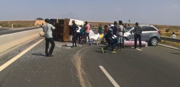 Autoroute à péage: Un camion s'est renversé à hauteur de Sangalkam