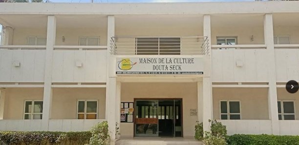 Maison de la Culture Douta Seck : À la Découverte de l'ancienne Résidence Dia !