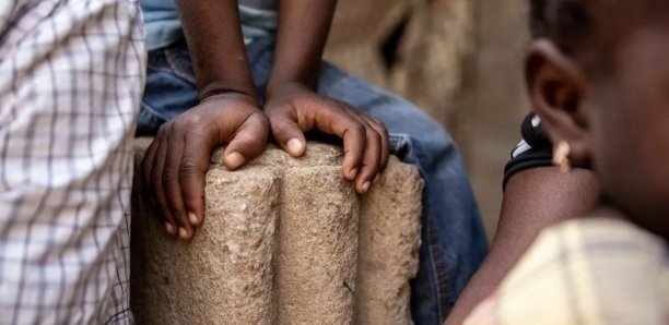 Le maçon divorcé séquestre une fille mineure, la viole à plusieurs reprises et se tape 10 ans de prison