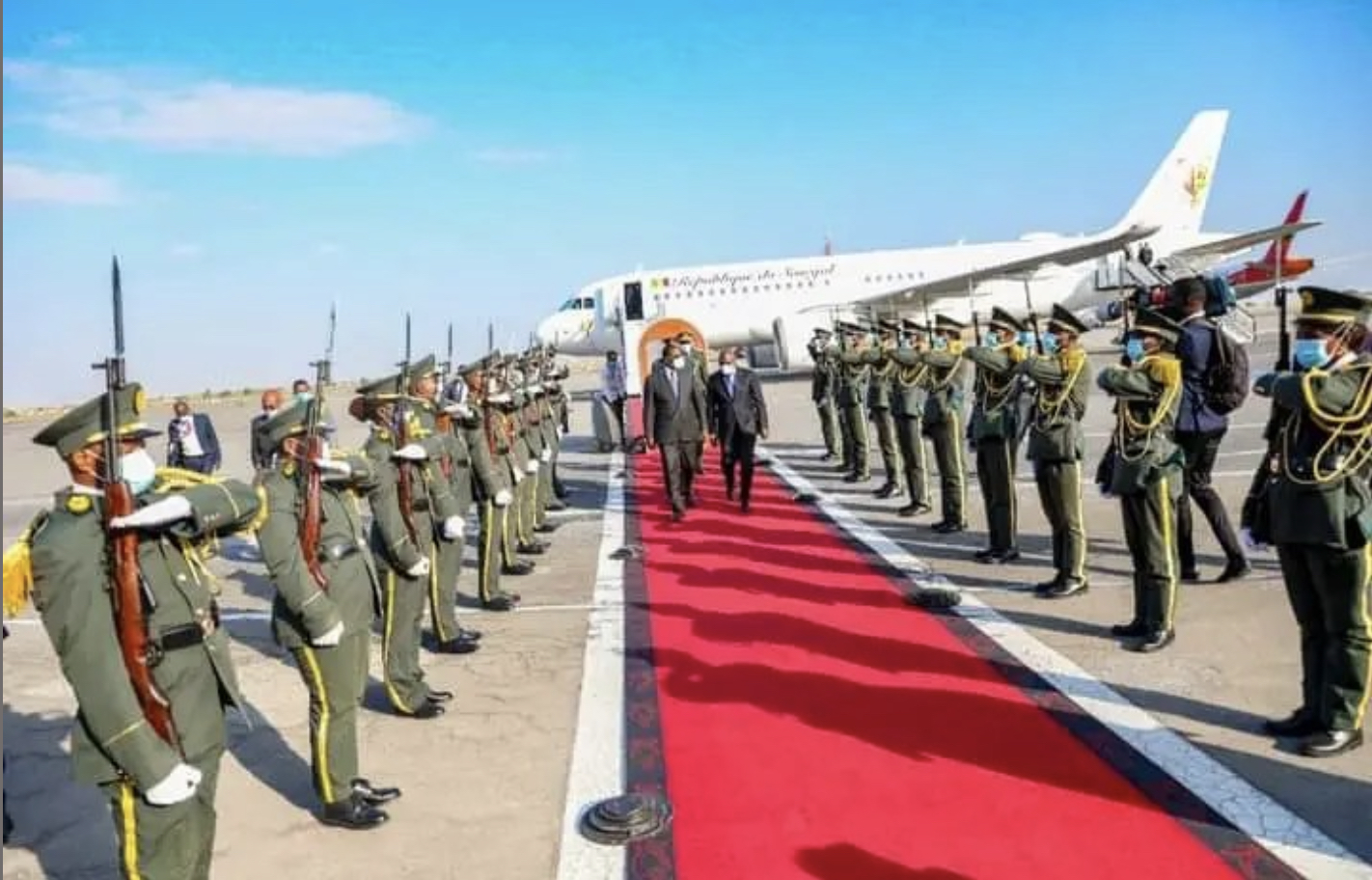 Photos : L'arrivée du Président Macky Sall en Angola