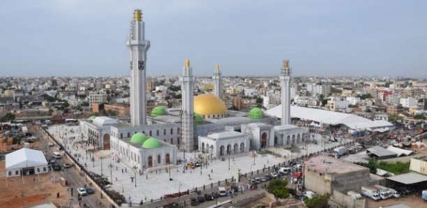 La communauté mouride célèbre le Gamou sur l’esplanade de la Grande Mosquée Massalikoul Djinane